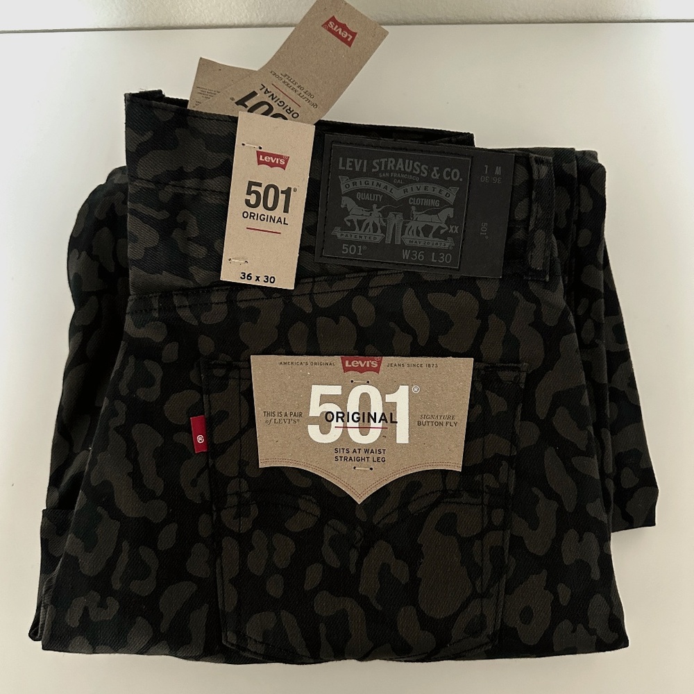 levi's 501 Dark Camo 33x36